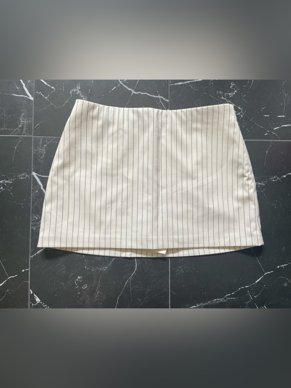 Abercrombie & Fitch Cream Pinstripe Mini Skirt